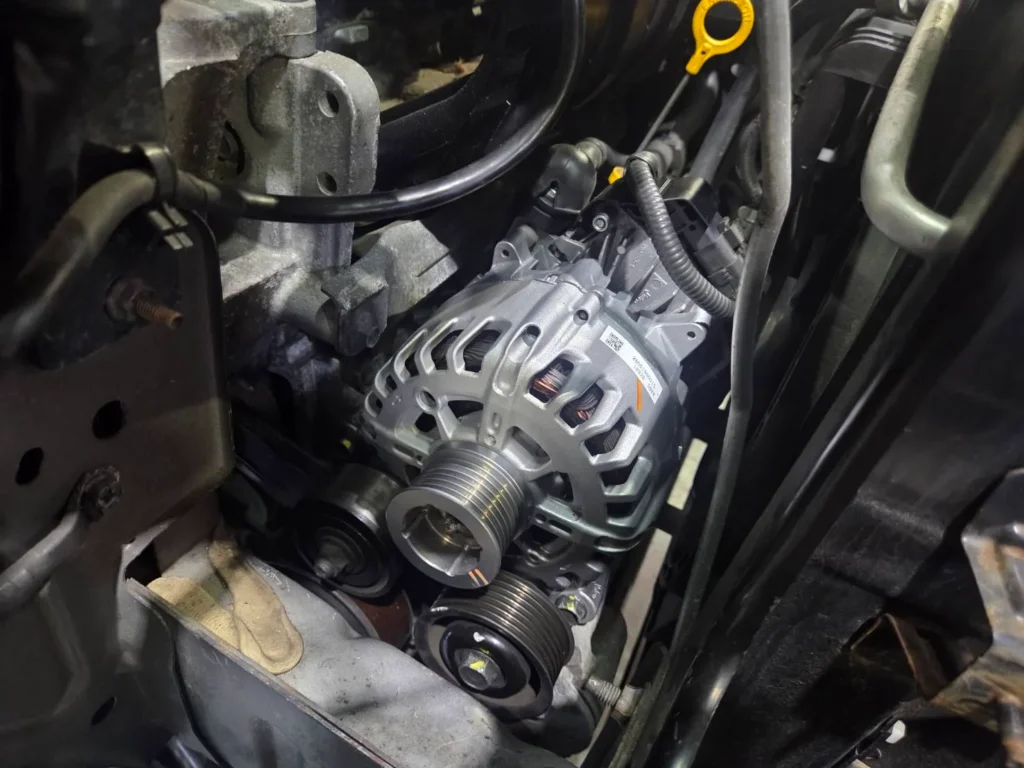 日産セレナのオルタネーター交換後